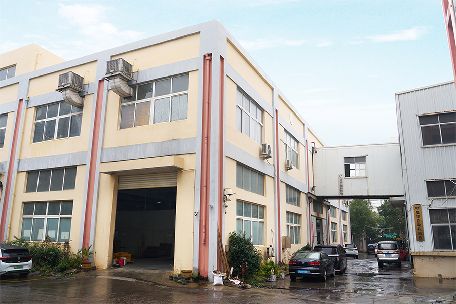 Usine à l'extérieur